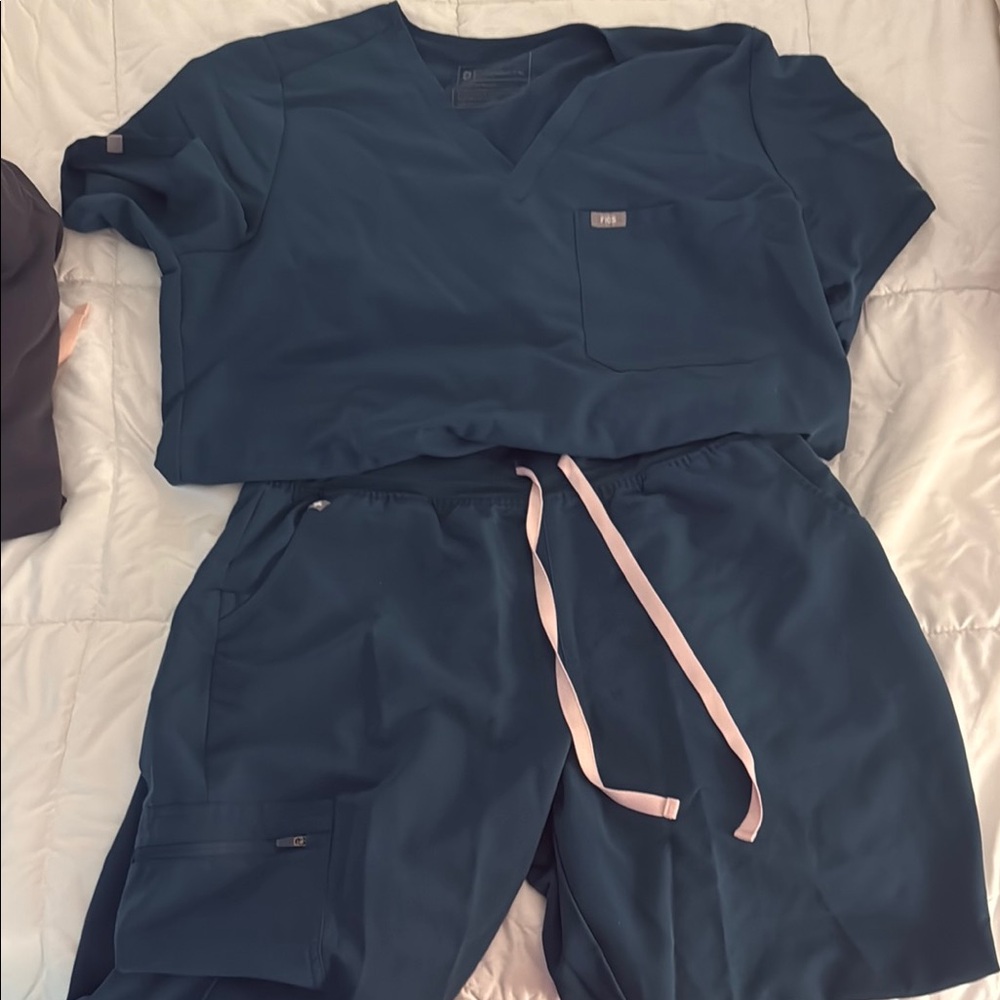 FIGS XL high-waisted Zamora scrub set